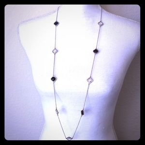 VC&A style necklace